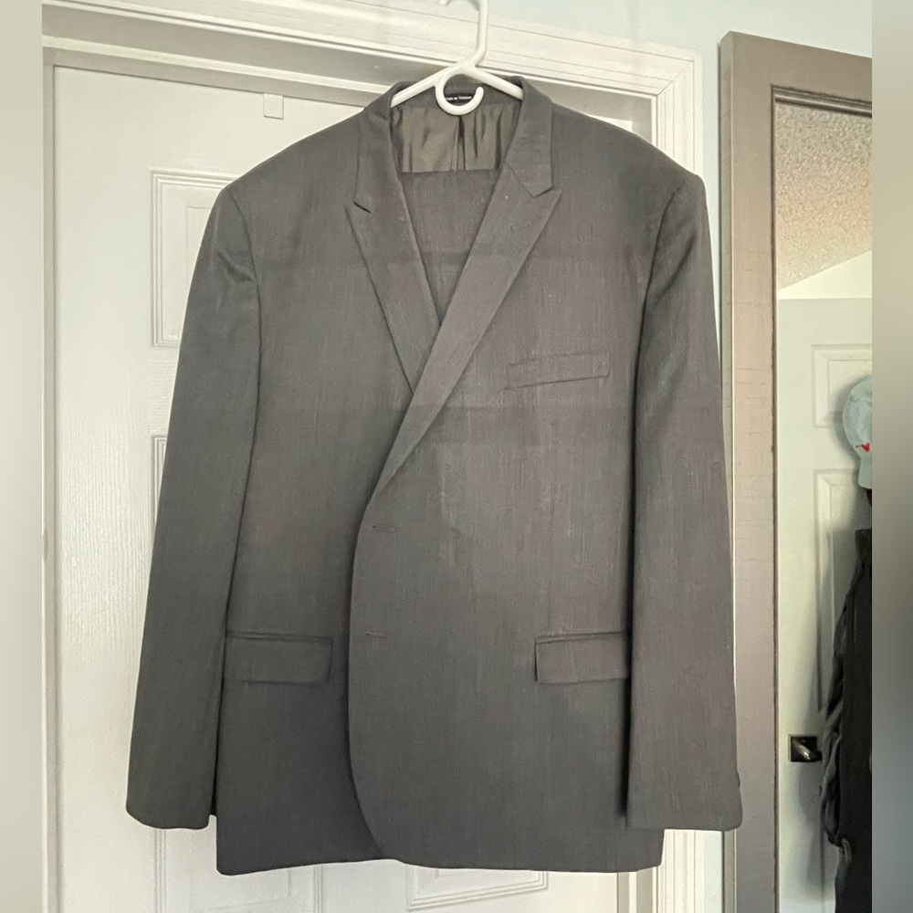 Men’s Suit